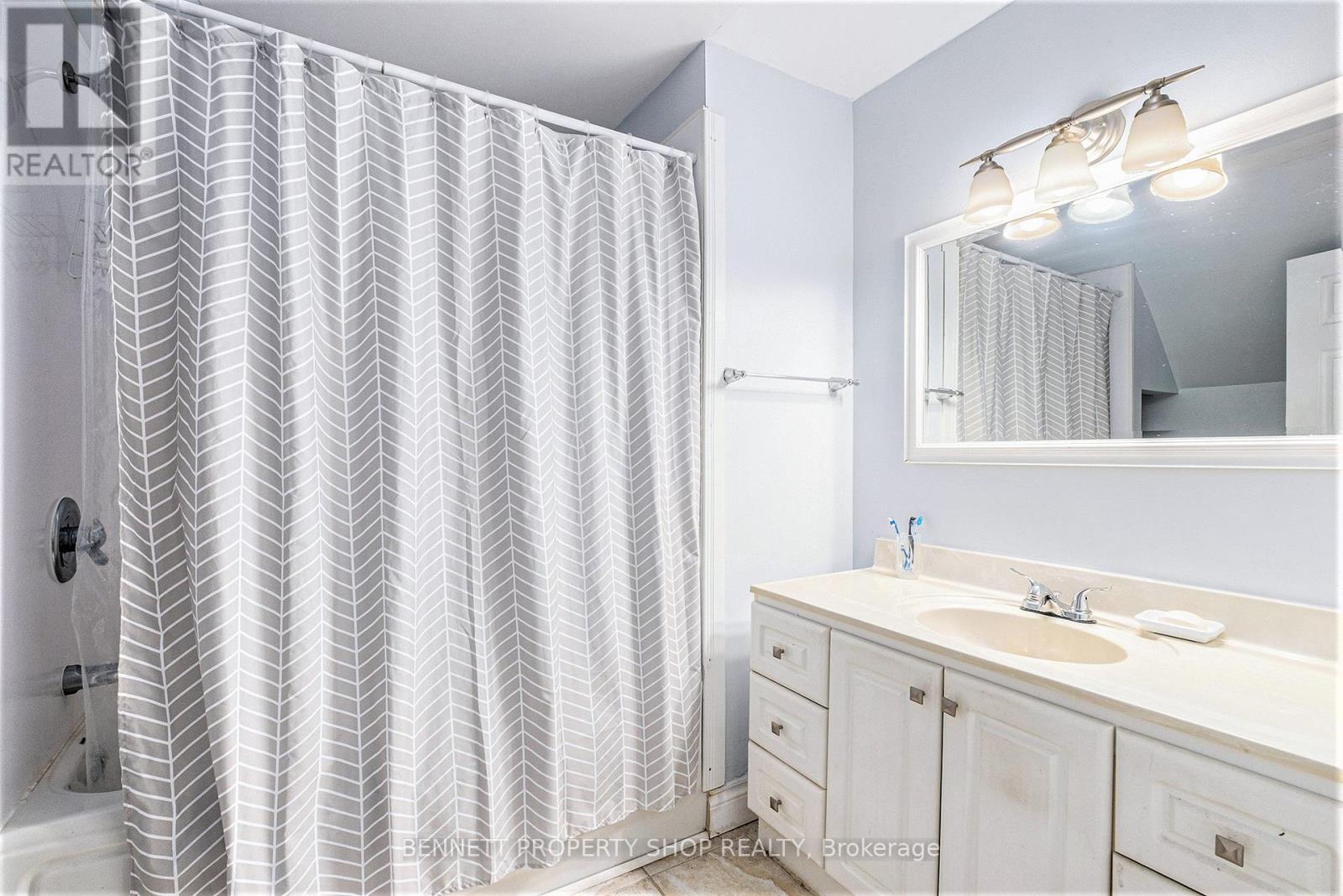 1134 O'grady Street, Ottawa, Ontario  K4M 1J3 - Photo 11 - X12540928