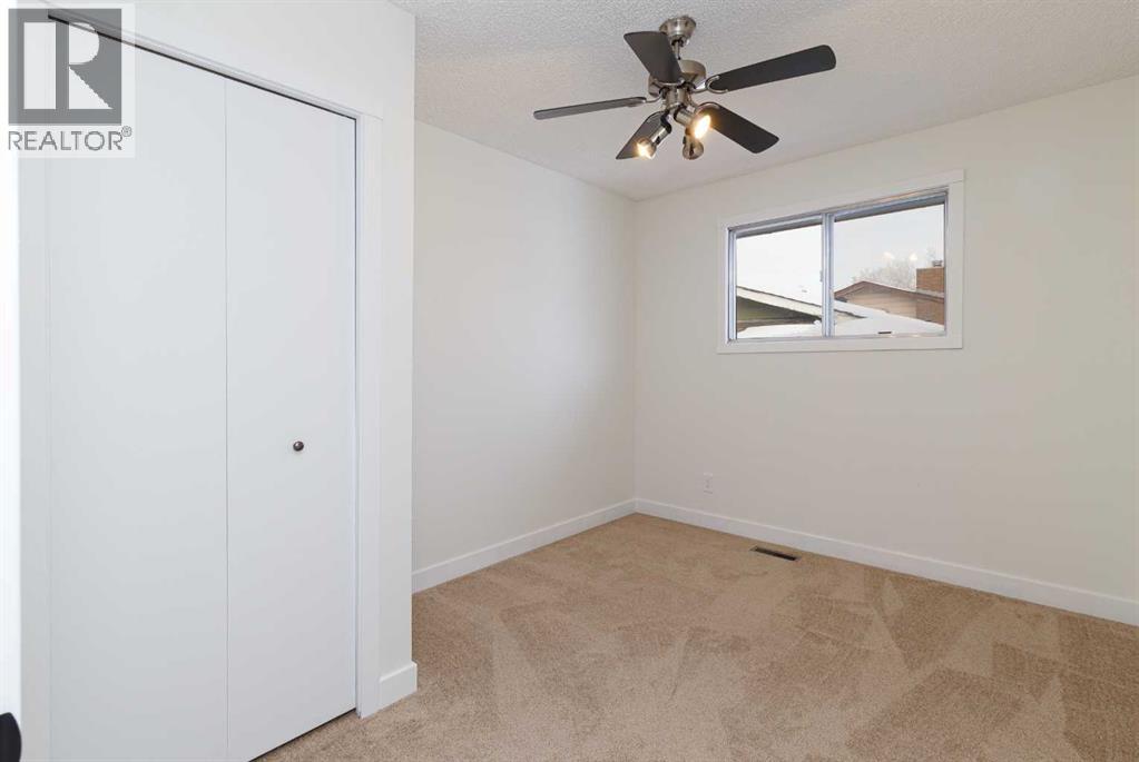 256 Queen Tamara Way Se, Calgary, Alberta  T2J 4E7 - Photo 24 - A2278377