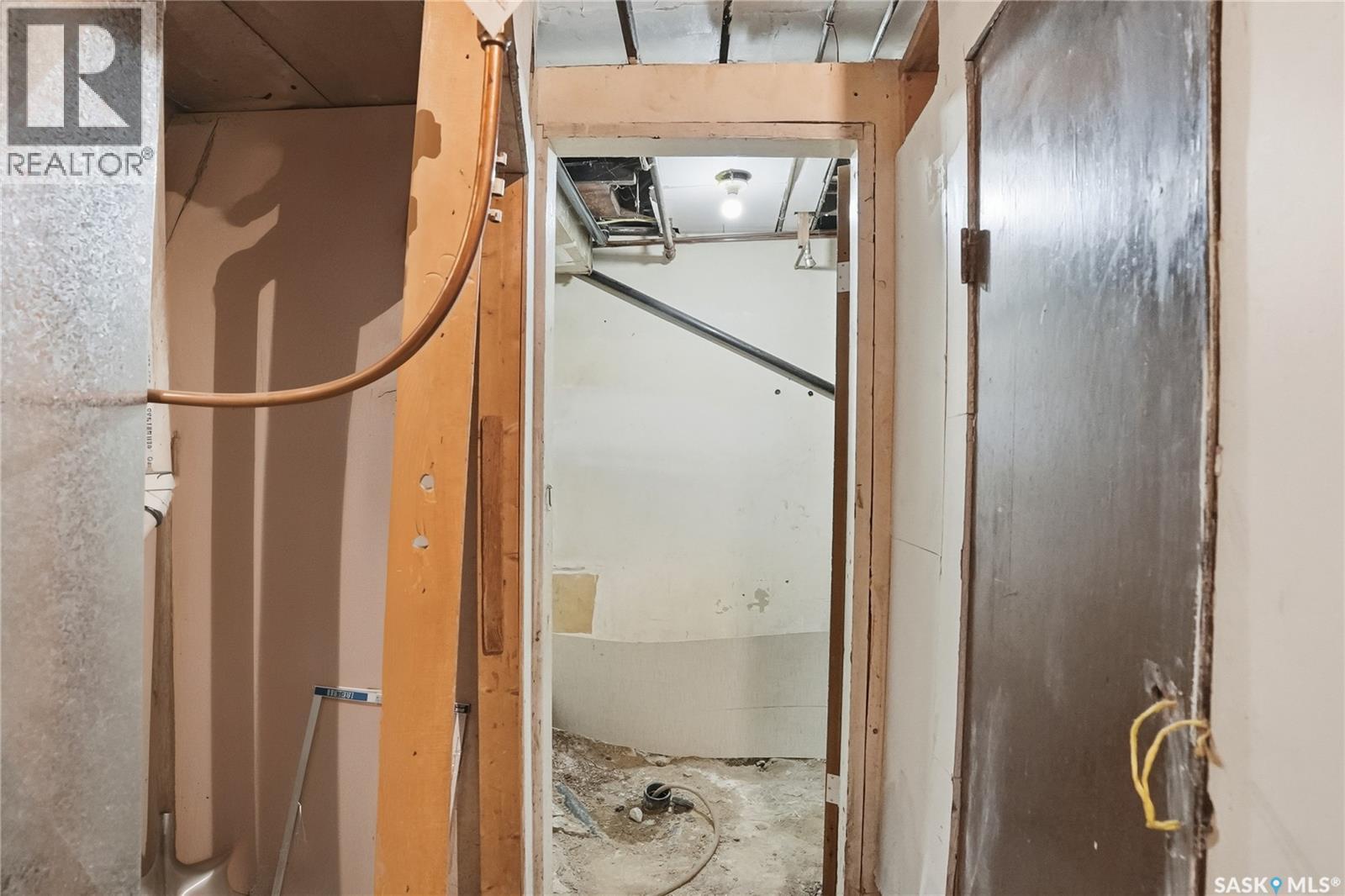 320 D Avenue S, Saskatoon, Saskatchewan  S7M 1R1 - Photo 37 - SK027645