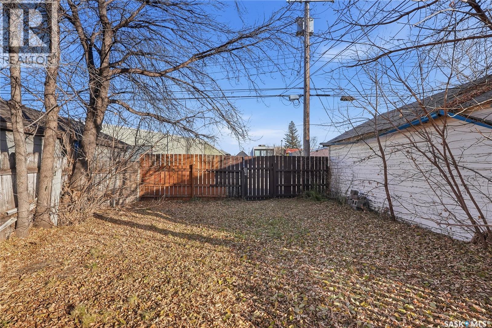 320 D Avenue S, Saskatoon, Saskatchewan  S7M 1R1 - Photo 38 - SK027645