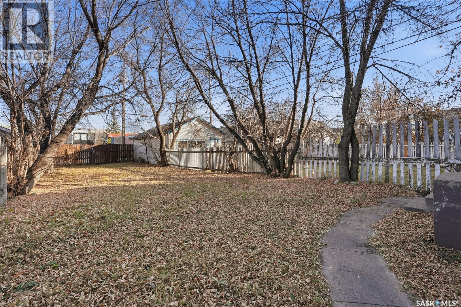 320 D Avenue S, Saskatoon, Saskatchewan  S7M 1R1 - Photo 41 - SK027645