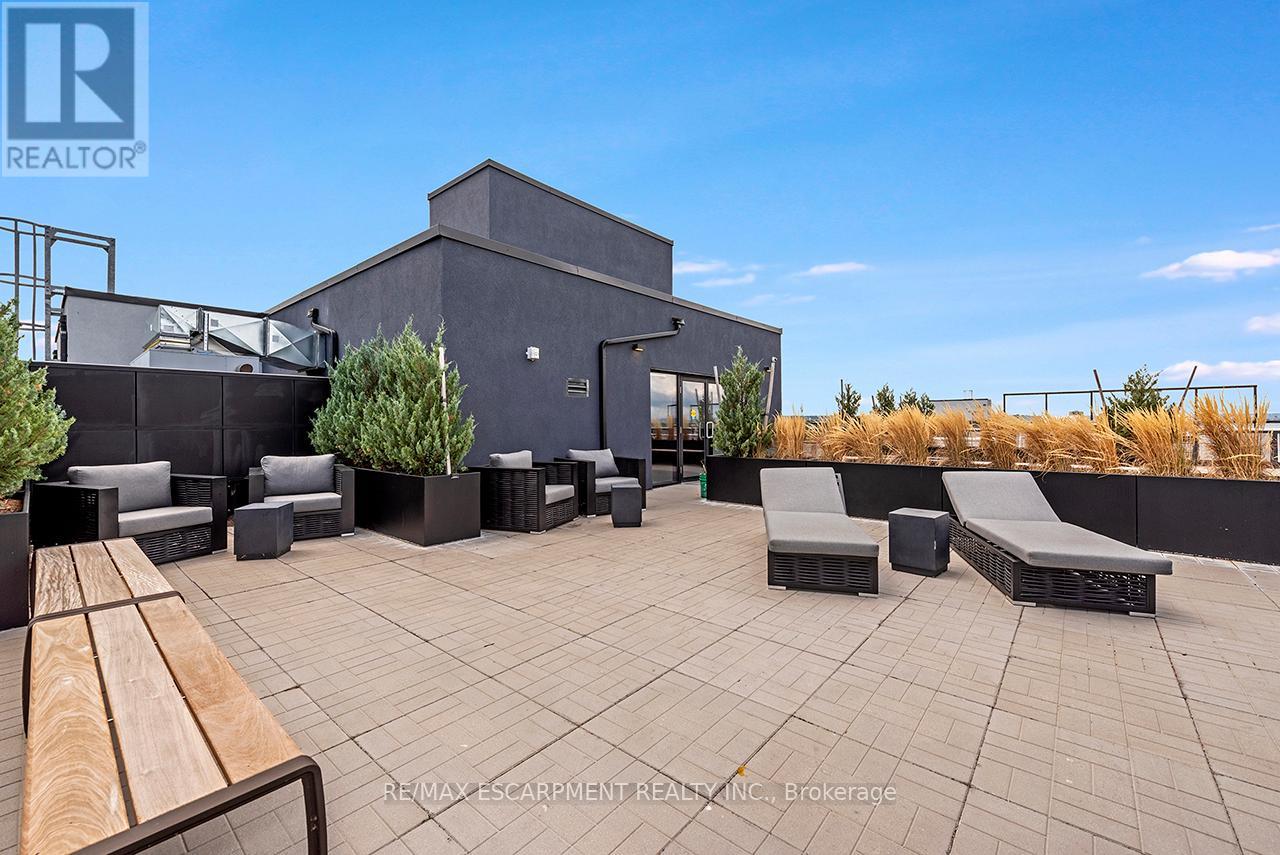 606 - 600 North Service Road, Hamilton, Ontario  L8E 0L2 - Photo 38 - X12740984