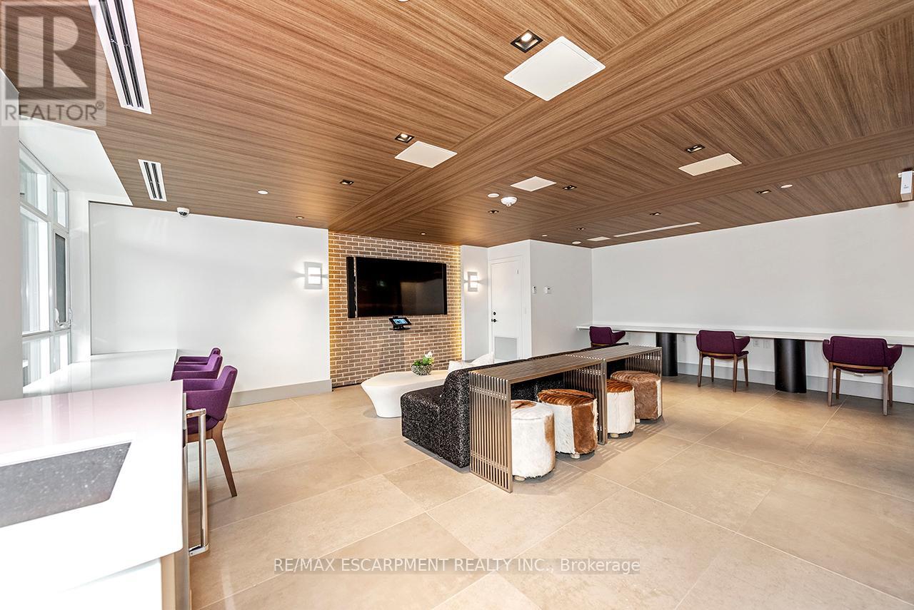 606 - 600 North Service Road, Hamilton, Ontario  L8E 0L2 - Photo 46 - X12740984