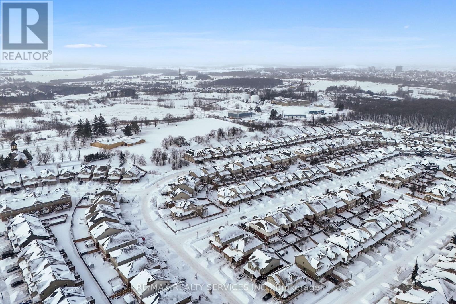 906 Audrey Place, Kitchener, Ontario  N2E 0B9 - Photo 5 - X12740994