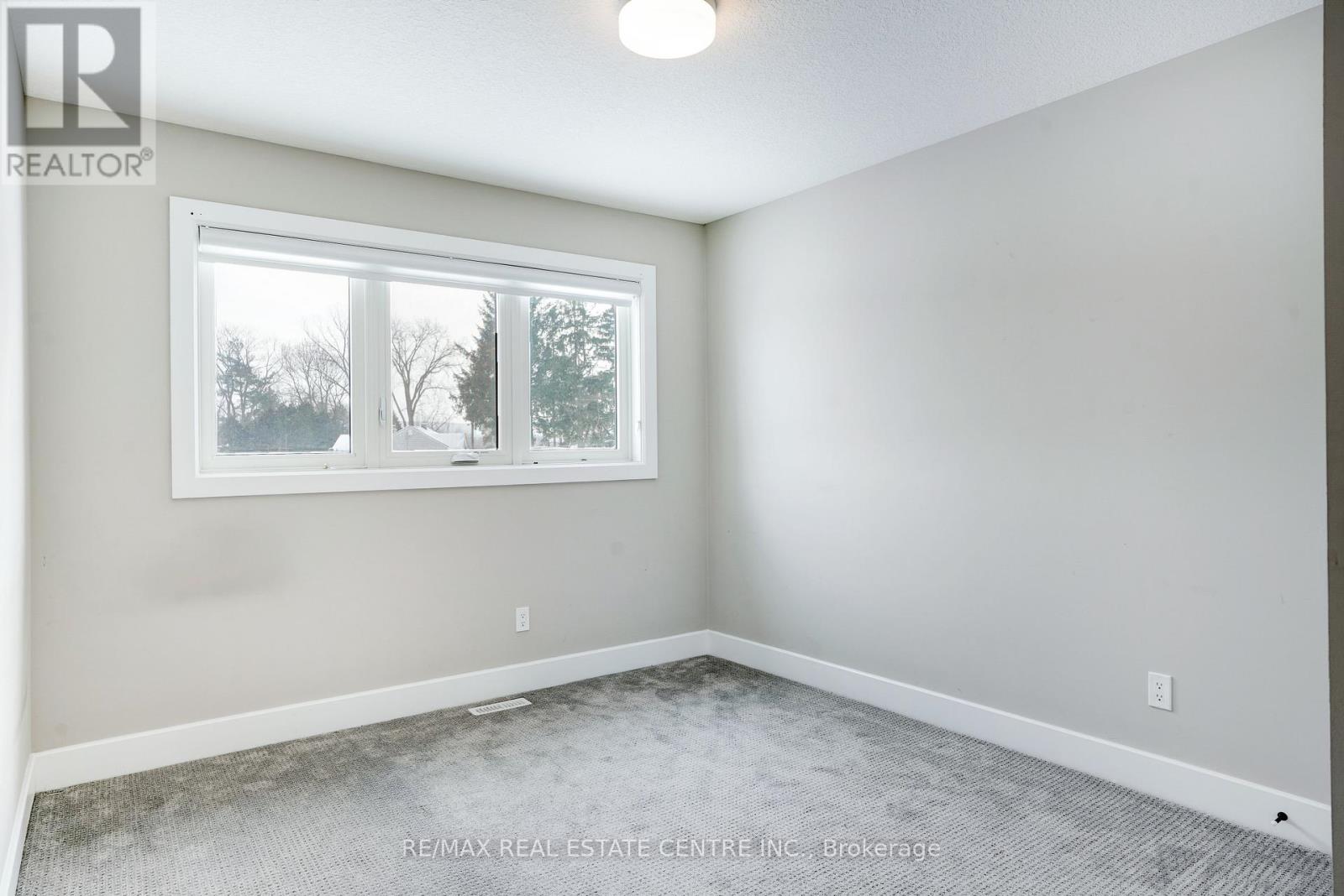 Upper - 3328 Oriole Drive, London South, Ontario  N6M 0K1 - Photo 23 - X12713640