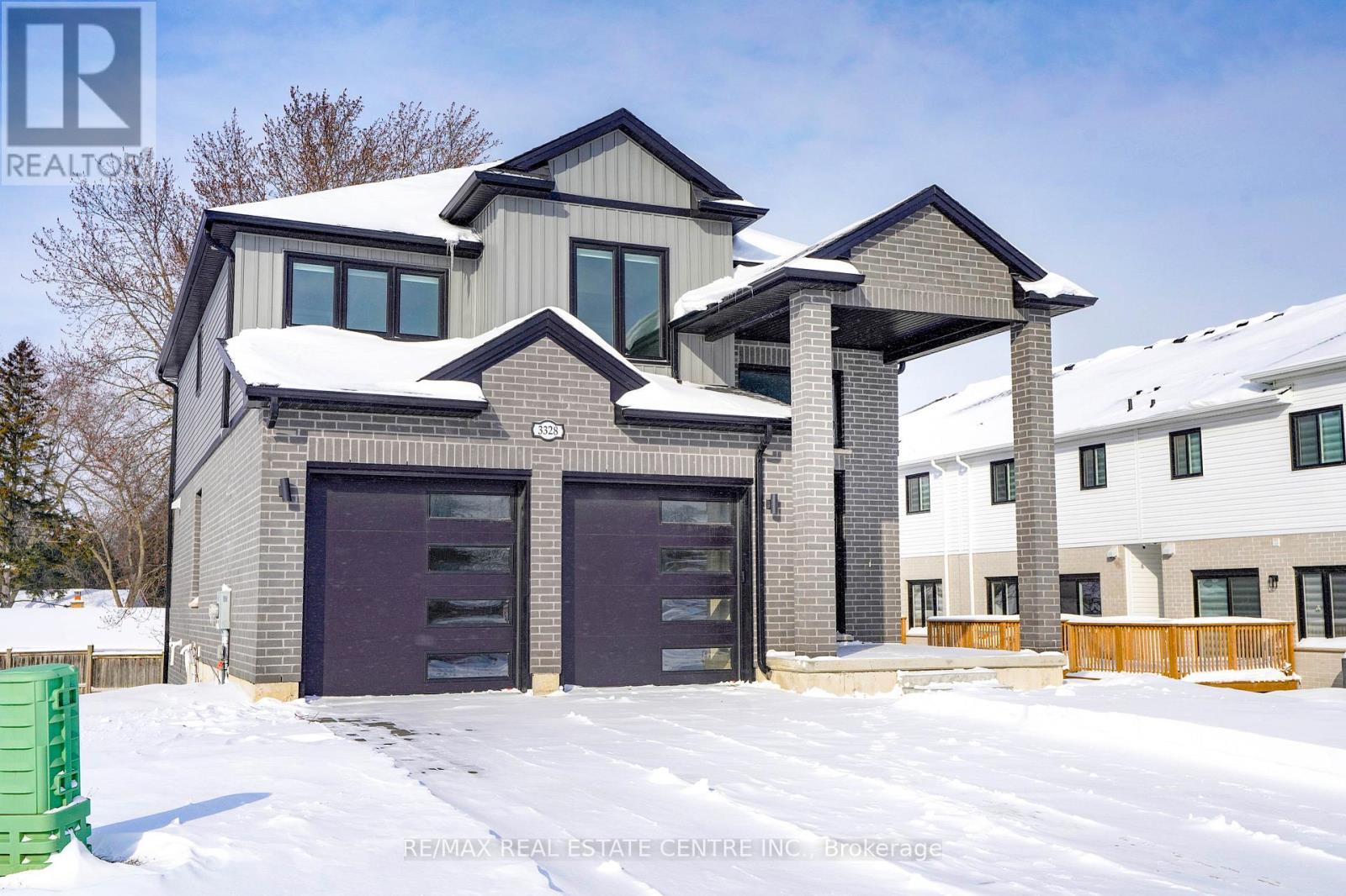 Upper - 3328 Oriole Drive, London South, Ontario  N6M 0K1 - Photo 3 - X12713640