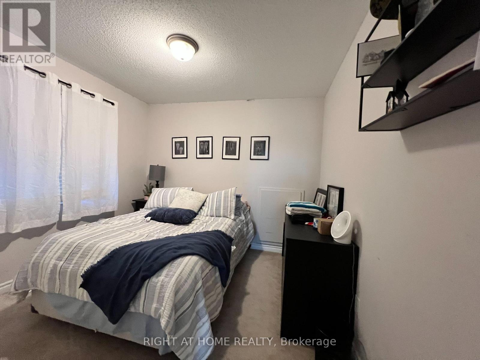 529 Honeylocust Avenue, Ottawa, Ontario  K2V 0K9 - Photo 16 - X12481371