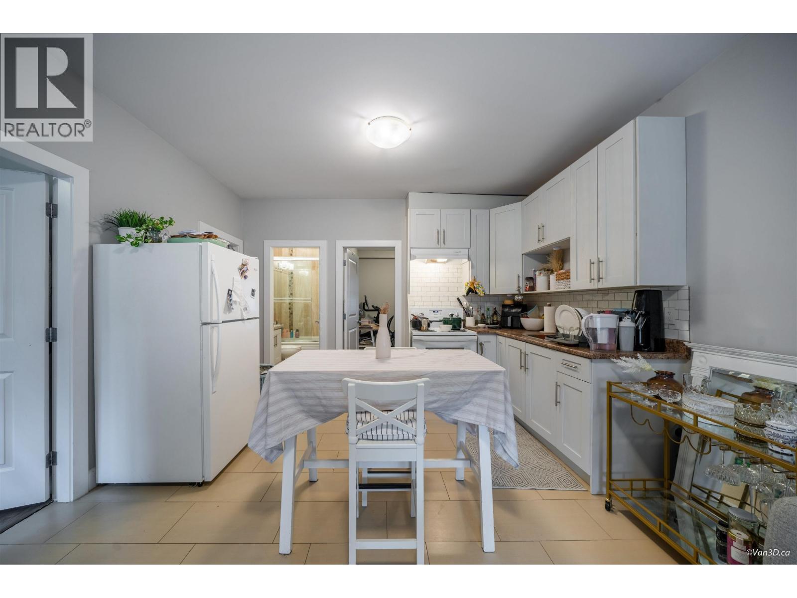 7753 Wedgewood Street, Burnaby, British Columbia  V5E 2E5 - Photo 9 - R3083605