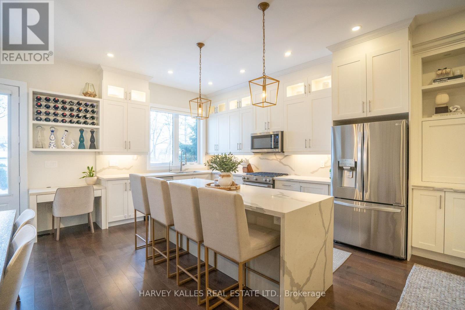 957 EIGHTH STREET, Mississauga, Ontario