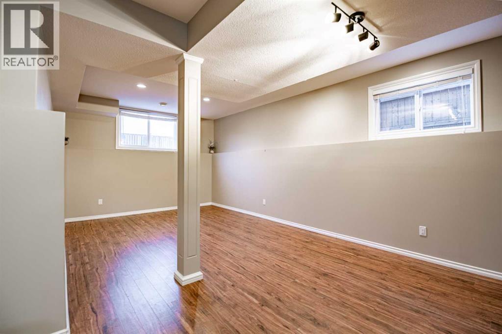 73 Bowman Circle, Sylvan Lake, Alberta  T4S 0H9 - Photo 17 - A2274832