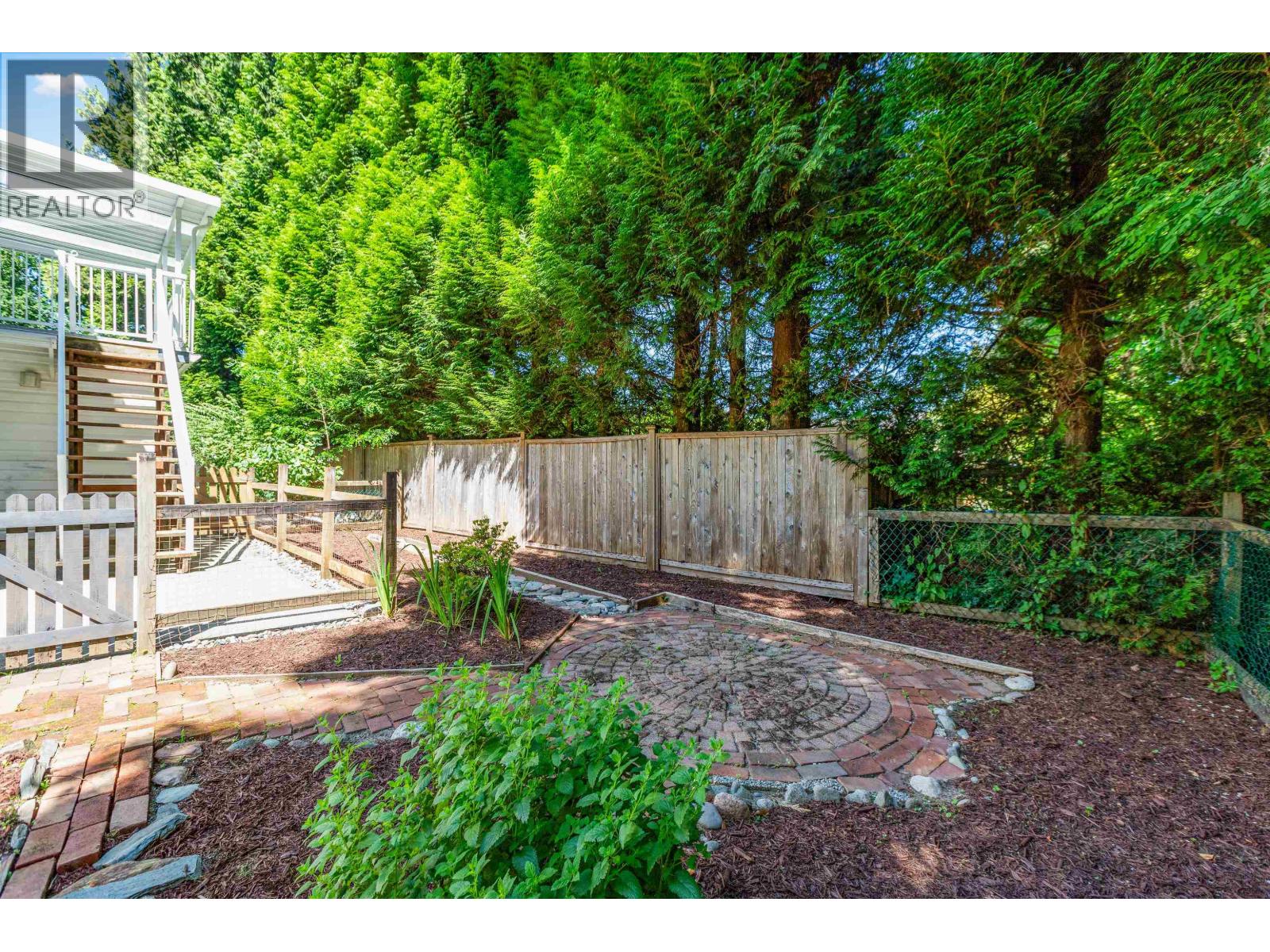 12474 Laity Street, Maple Ridge, British Columbia  V2X 5B5 - Photo 37 - R3084610