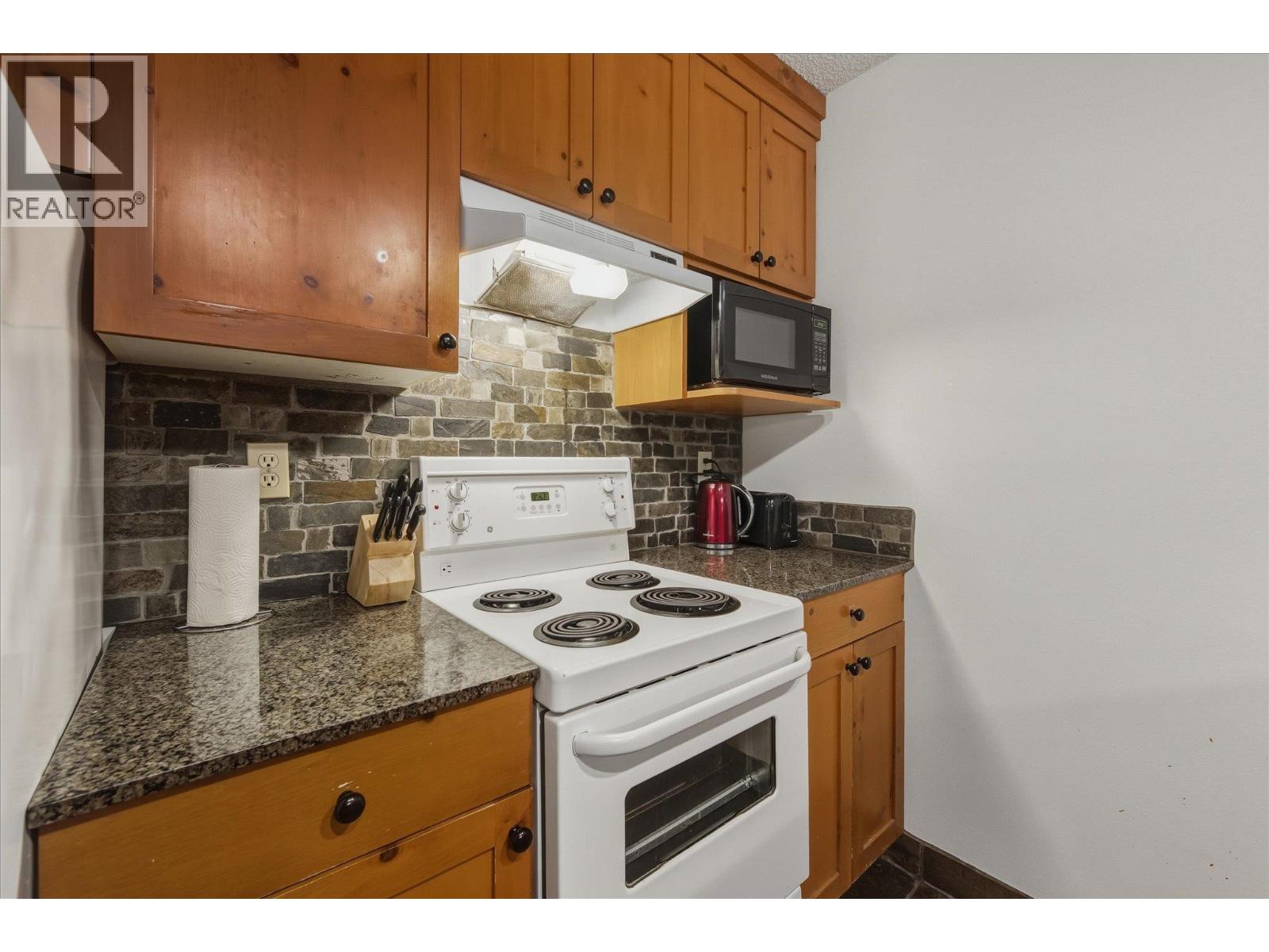 423 4200 Whistler Way, Whistler, British Columbia  V8E 1J4 - Photo 16 - R3084806