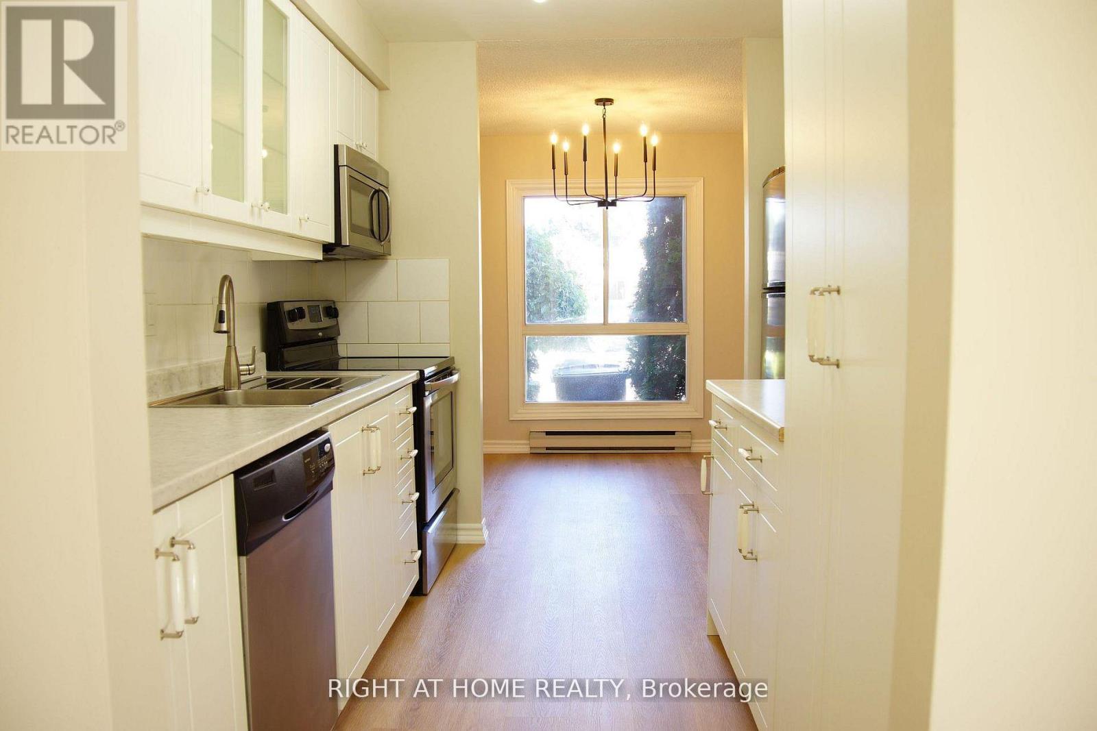 132 - 18 Elsa Vine Way, Toronto, Ontario  M2J 4H9 - Photo 6 - C12741014