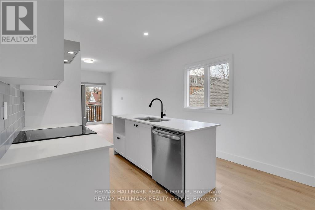 6 - 109 Russell Avenue, Ottawa, Ontario  K1N 7X2 - Photo 5 - X12735632