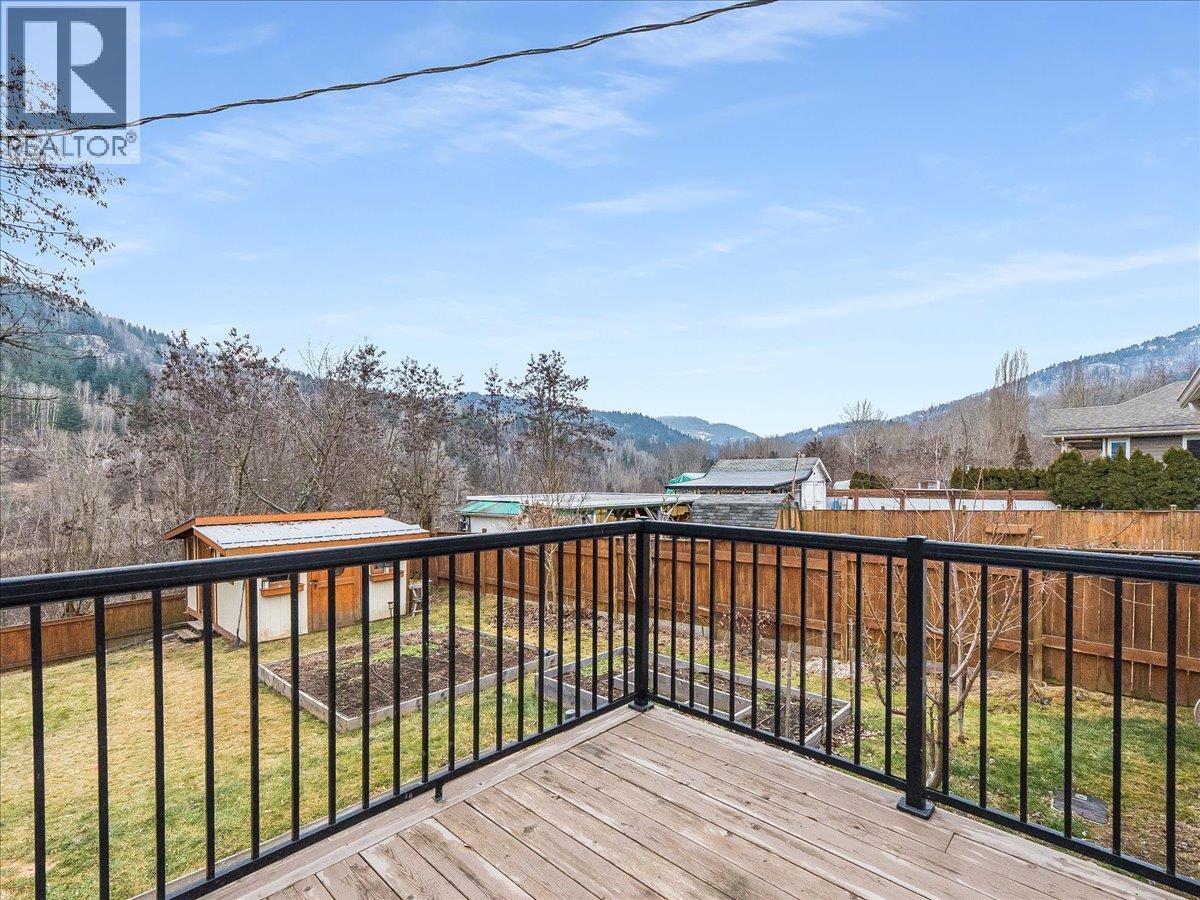 316 Murray Drive, Warfield, British Columbia V1R 2J4 - Photo 54 - 10374351