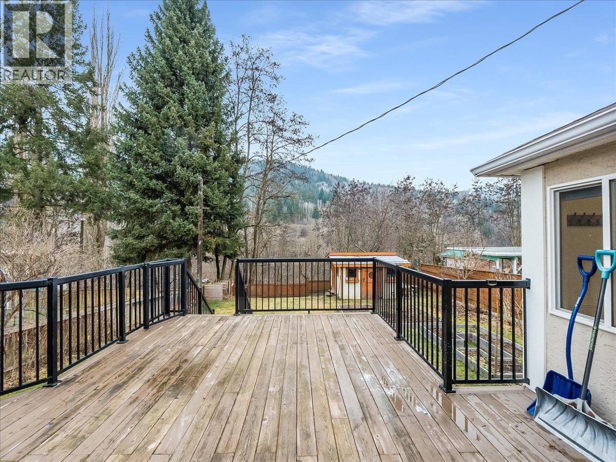 316 Murray Drive, Warfield, British Columbia V1R 2J4 - Photo 51 - 10374351