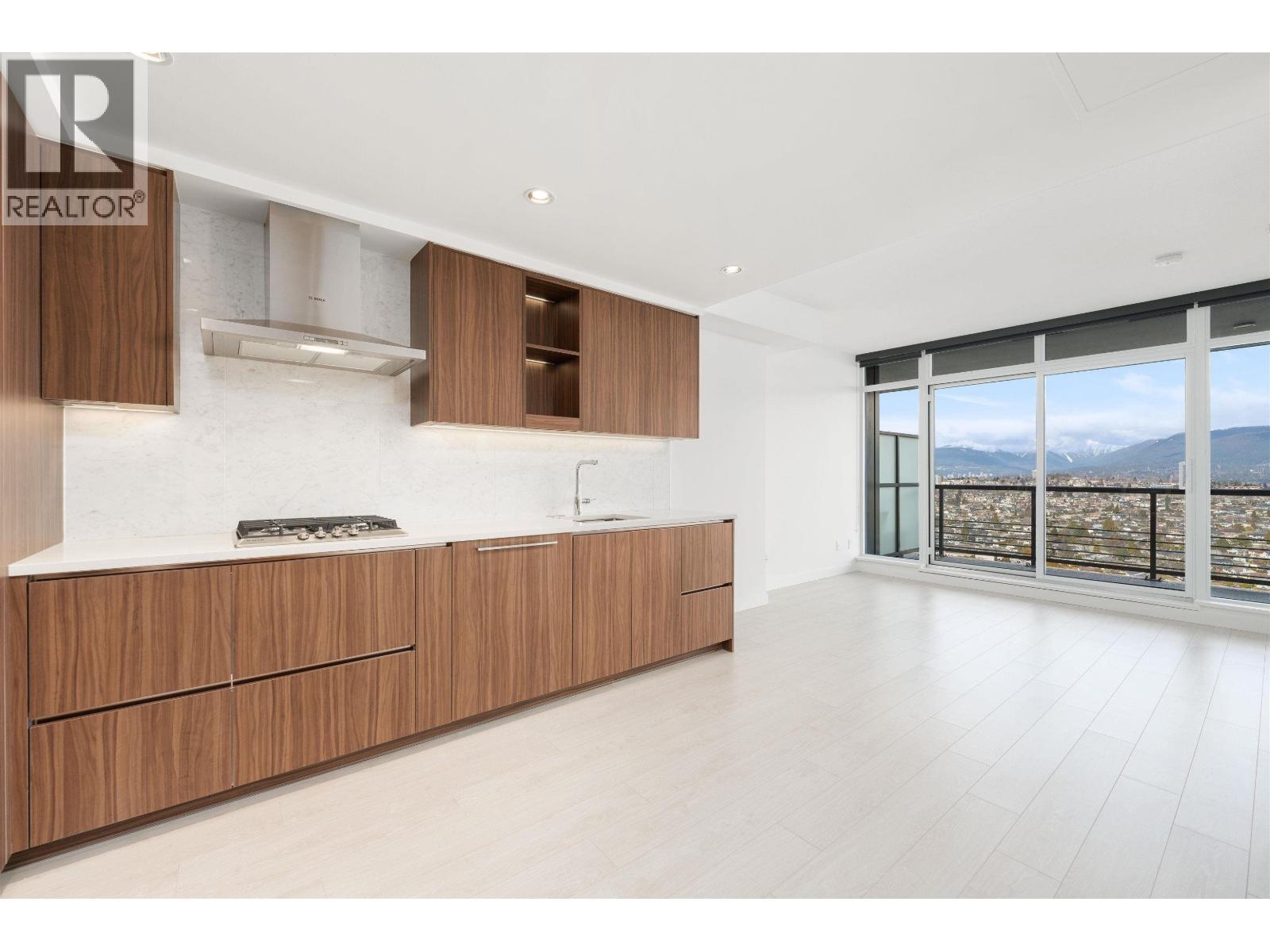 3107 4730 LOUGHEED HIGHWAY, Burnaby, British Columbia