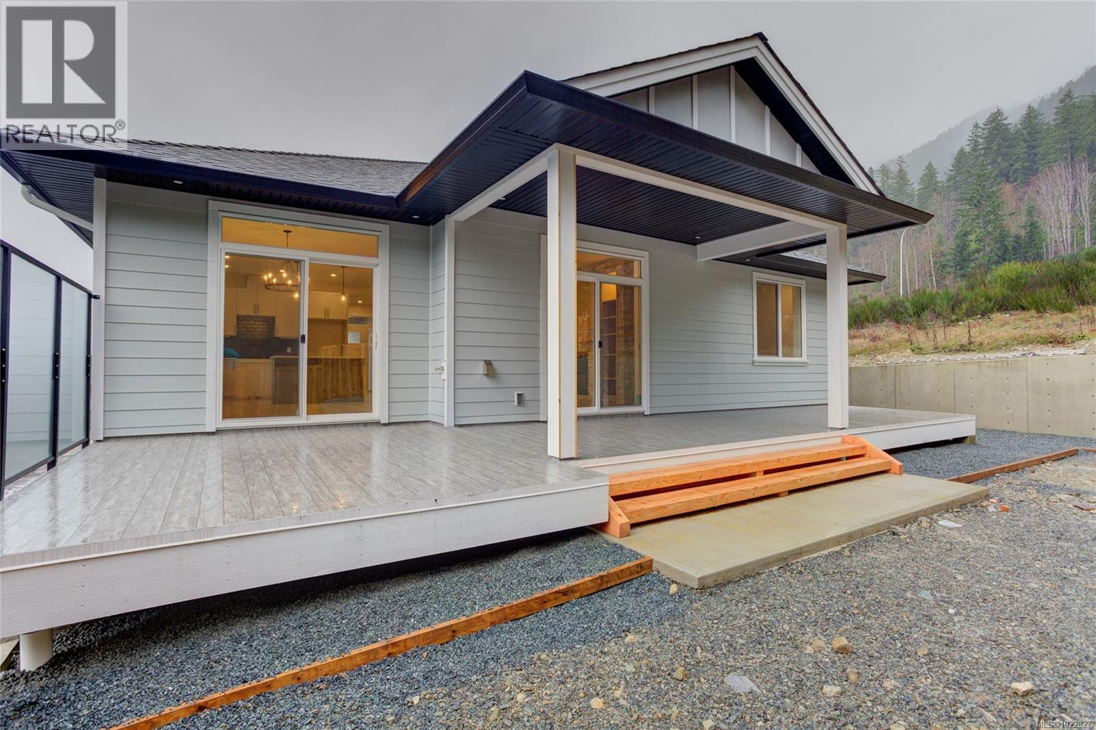 549 Mountain View Dr, Lake Cowichan, British Columbia  V0R 2G0 - Photo 20 - 1022827