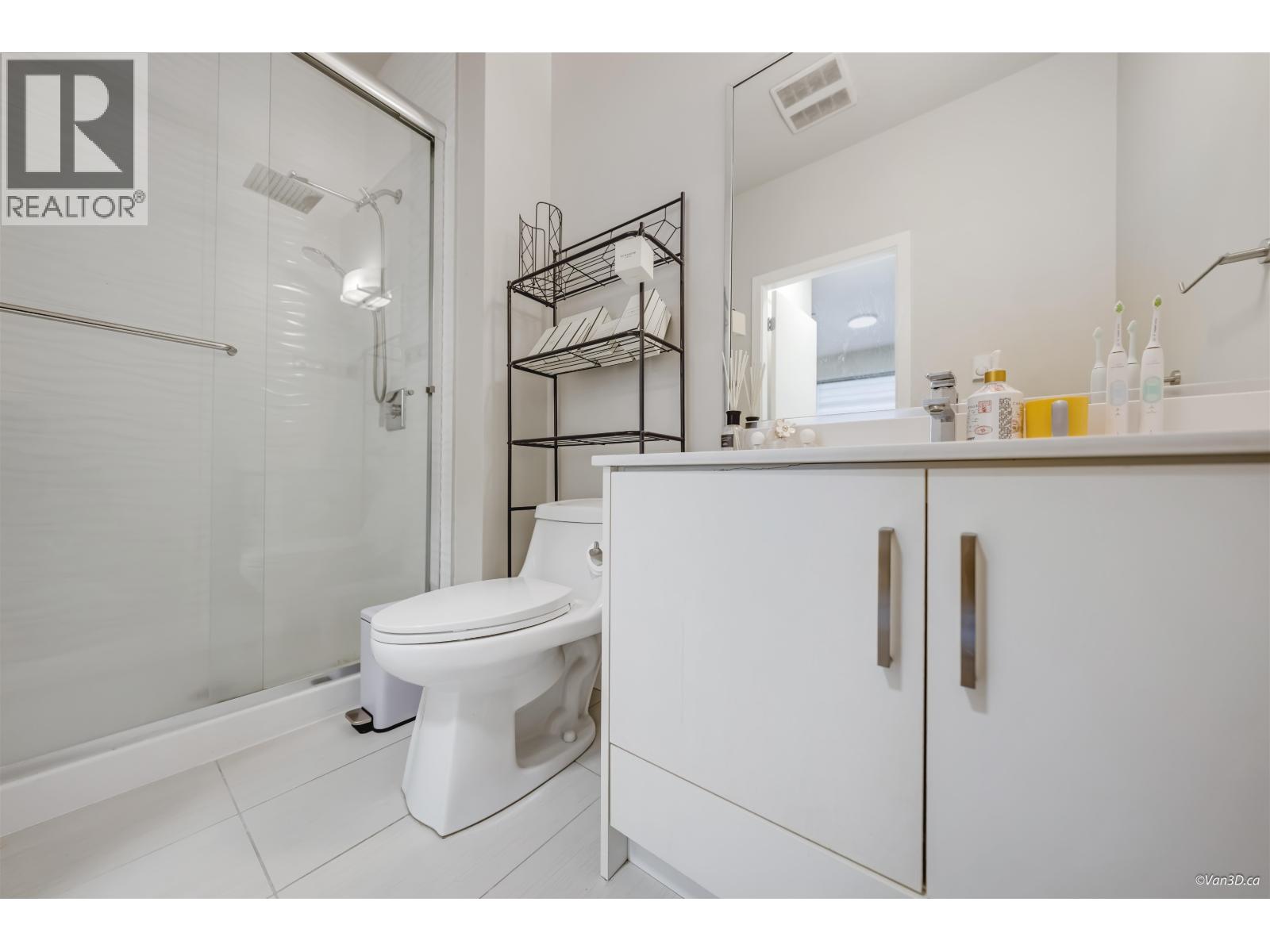 Ph21 5288 Grimmer Street, Burnaby, British Columbia  V5H 0C5 - Photo 22 - R3084726