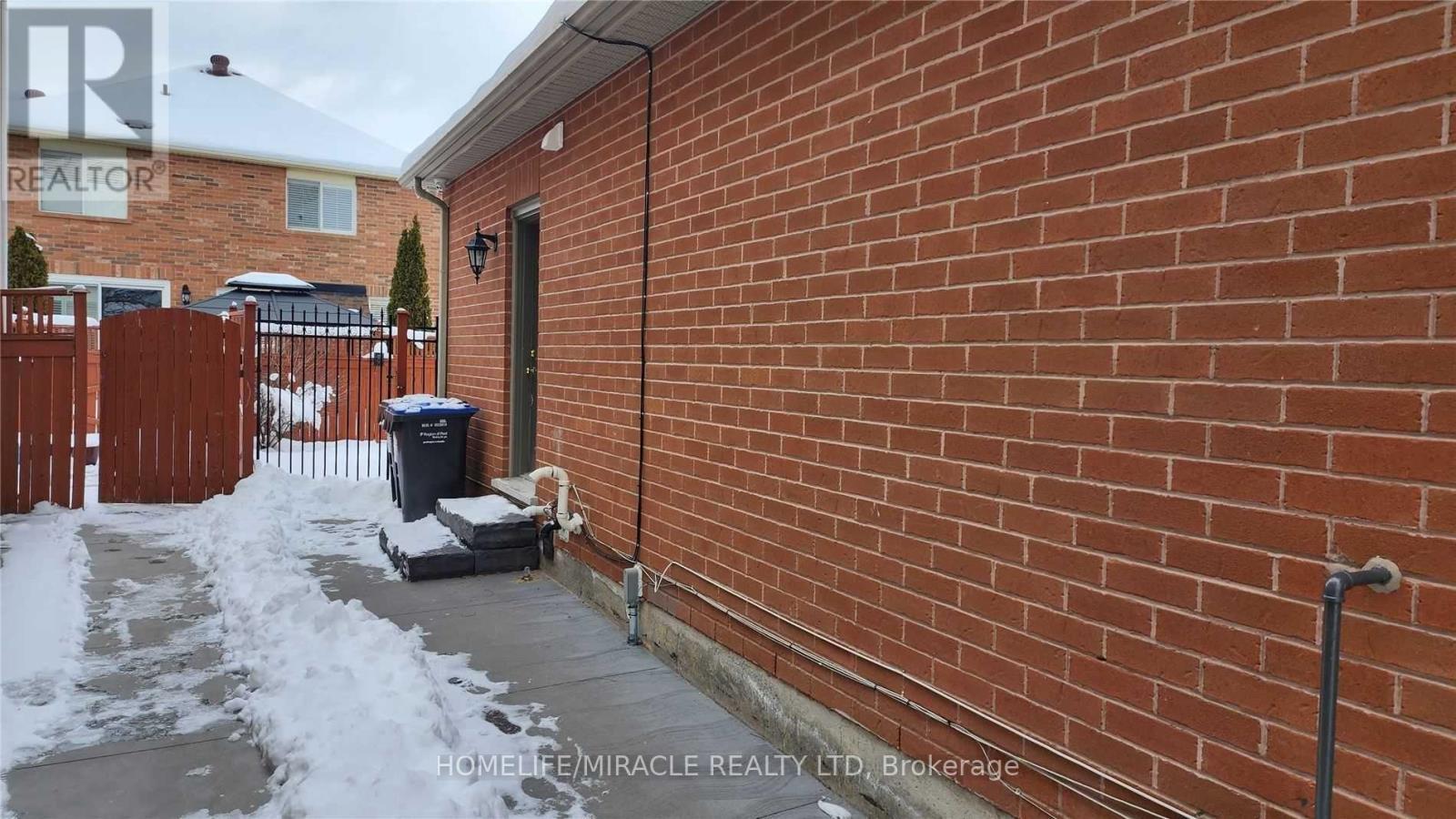 BASEMENT - 23 MERLIN DRIVE, Brampton, Ontario