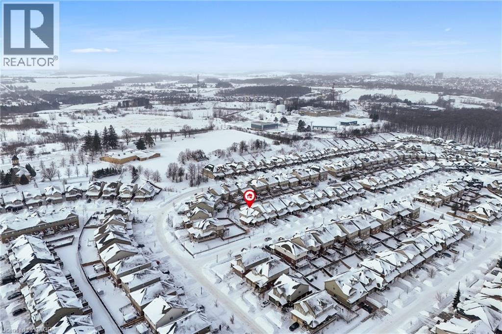 906 Audrey Place, Kitchener, Ontario  N2E 0B9 - Photo 4 - 40801009