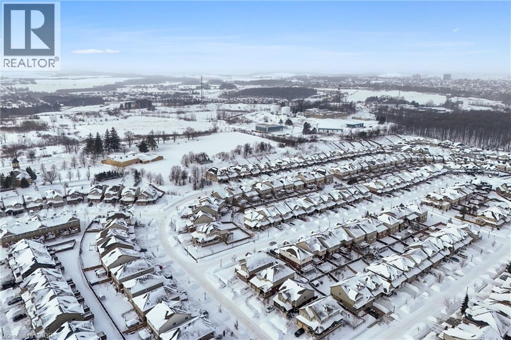 906 Audrey Place, Kitchener, Ontario  N2E 0B9 - Photo 5 - 40801009