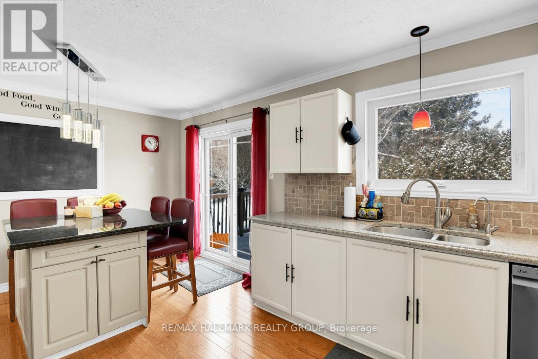 79 Bourdeau Crescent, Russell, Ontario  K0A 1W0 - Photo 14 - X12741040