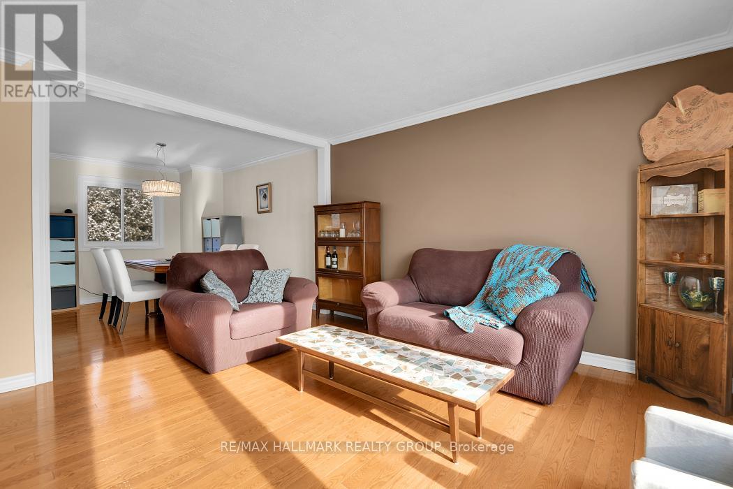 79 Bourdeau Crescent, Russell, Ontario  K0A 1W0 - Photo 7 - X12741040