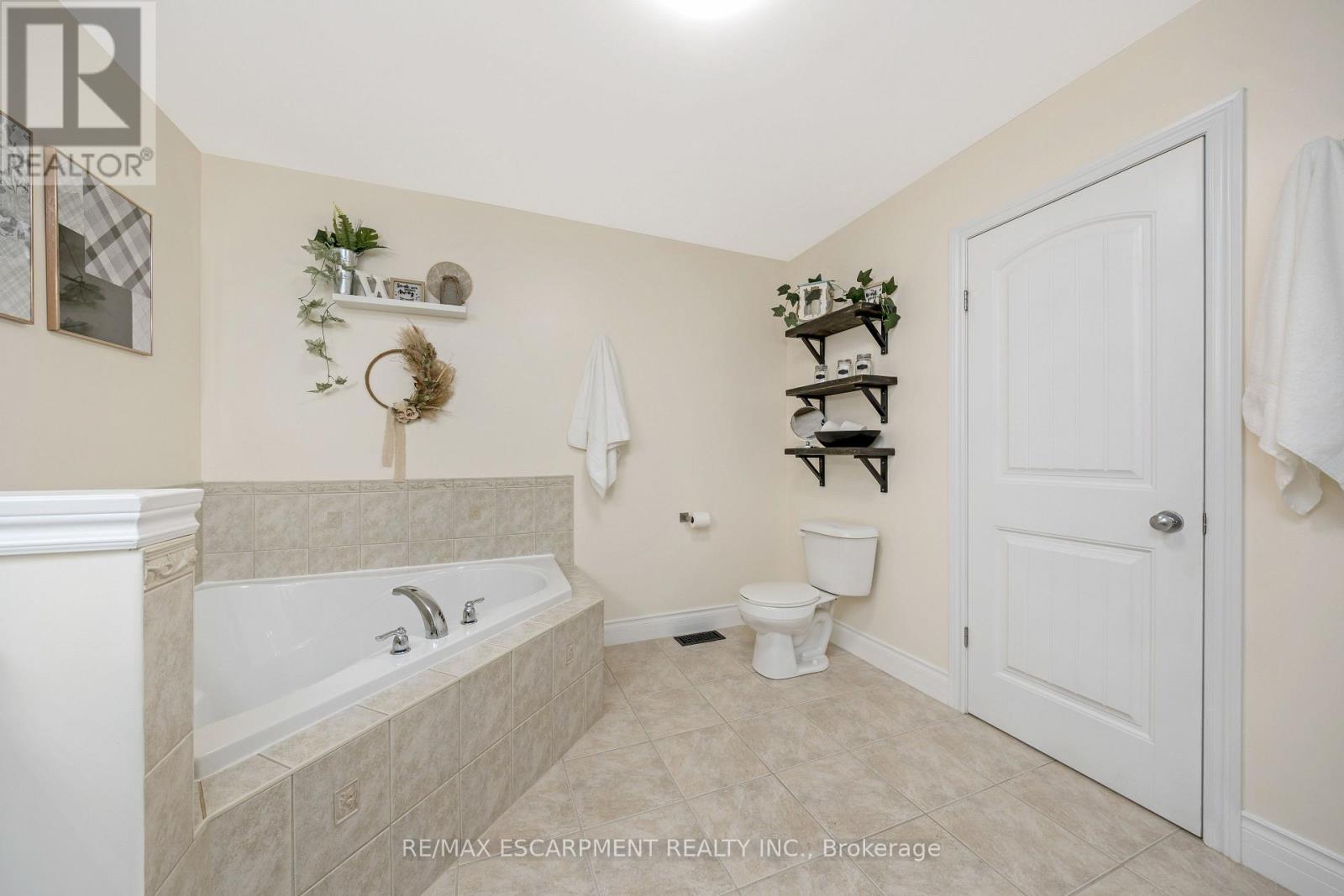 197 Carters Lane, Guelph/eramosa, Ontario  N0B 2K0 - Photo 25 - X12740954