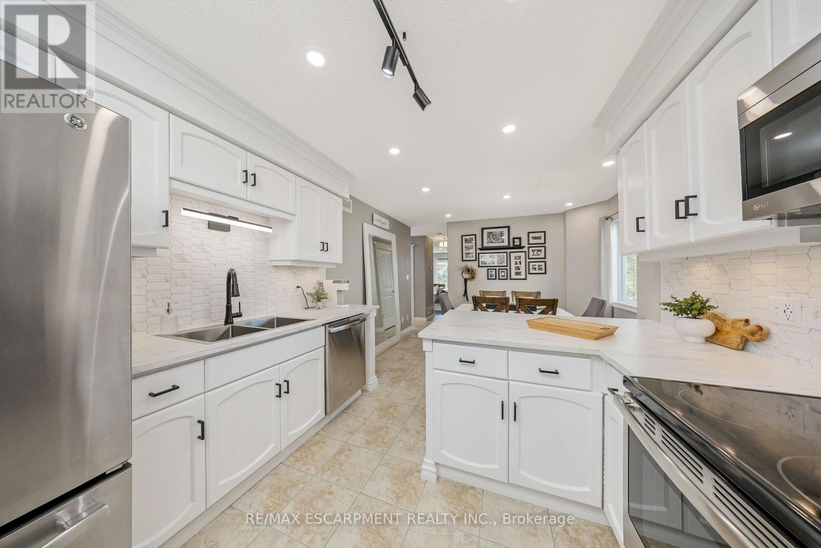 197 Carters Lane, Guelph/eramosa, Ontario  N0B 2K0 - Photo 9 - X12740954