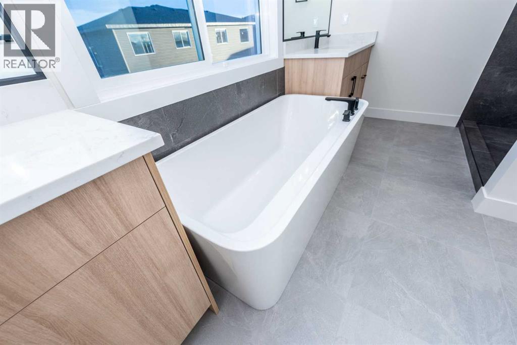 101 Waterford Passage, Chestermere, Alberta  T1X 3B4 - Photo 37 - A2276972