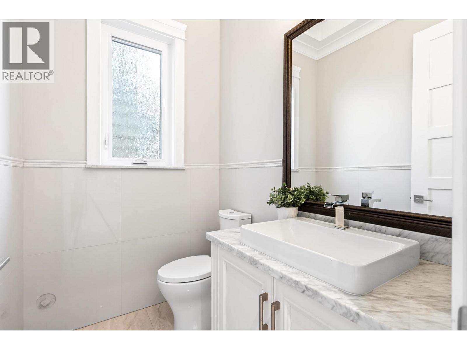 2989 W 32nd Avenue, Vancouver, British Columbia V6L 2B8 - Photo 12 - R3084708