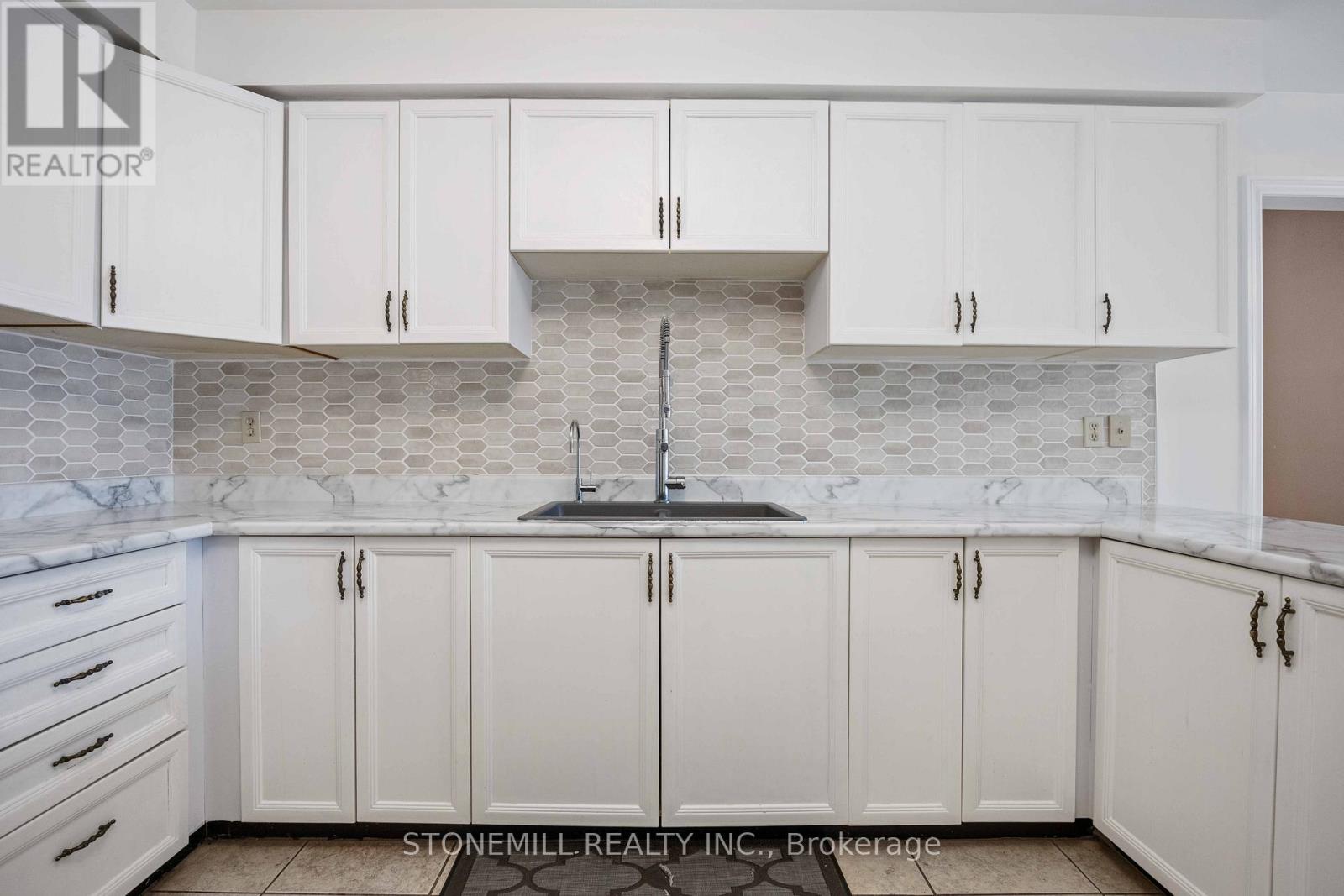 24 Soho Crescent, Markham, Ontario  L3P 7H8 - Photo 15 - N12741038