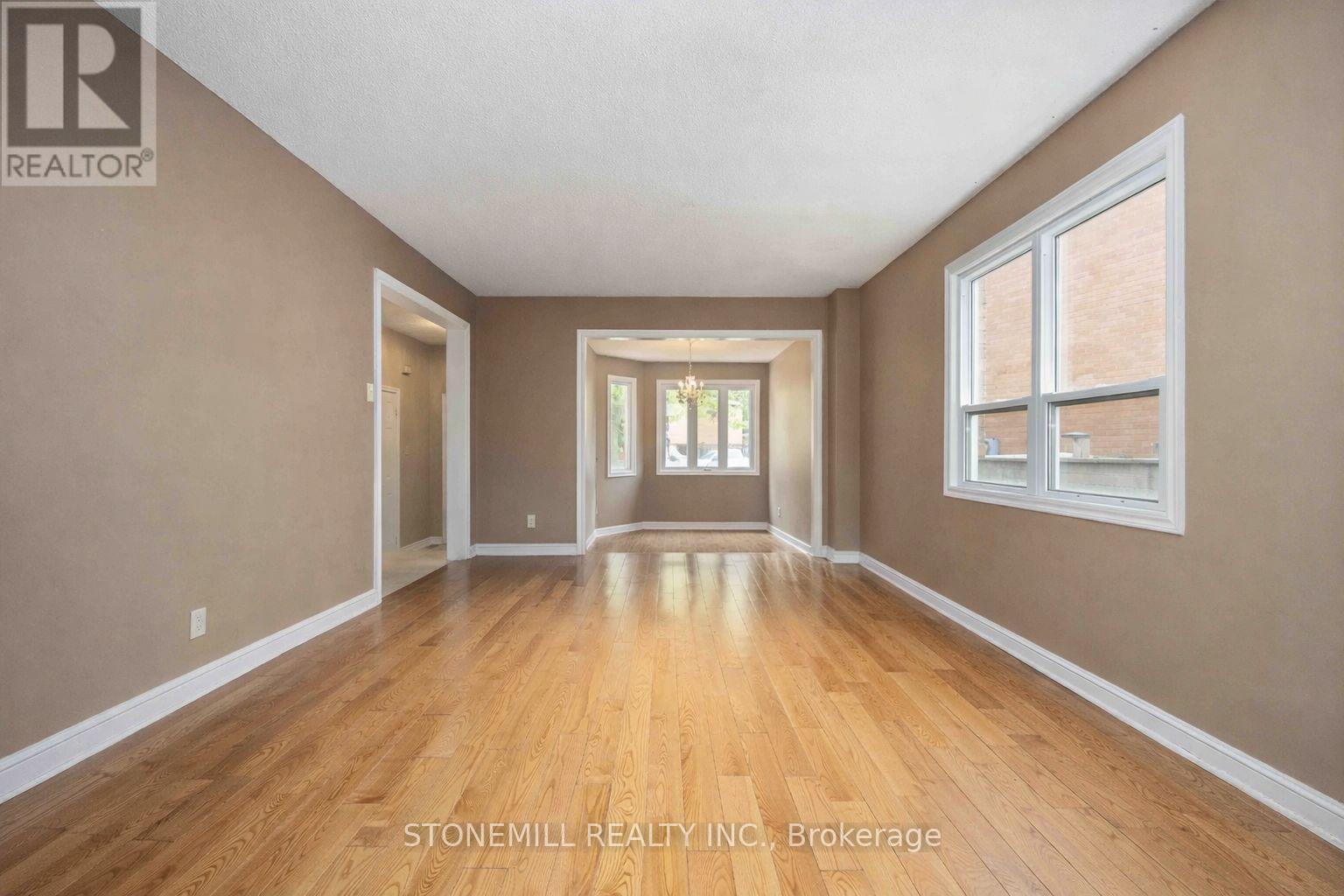 24 Soho Crescent, Markham, Ontario  L3P 7H8 - Photo 6 - N12741038