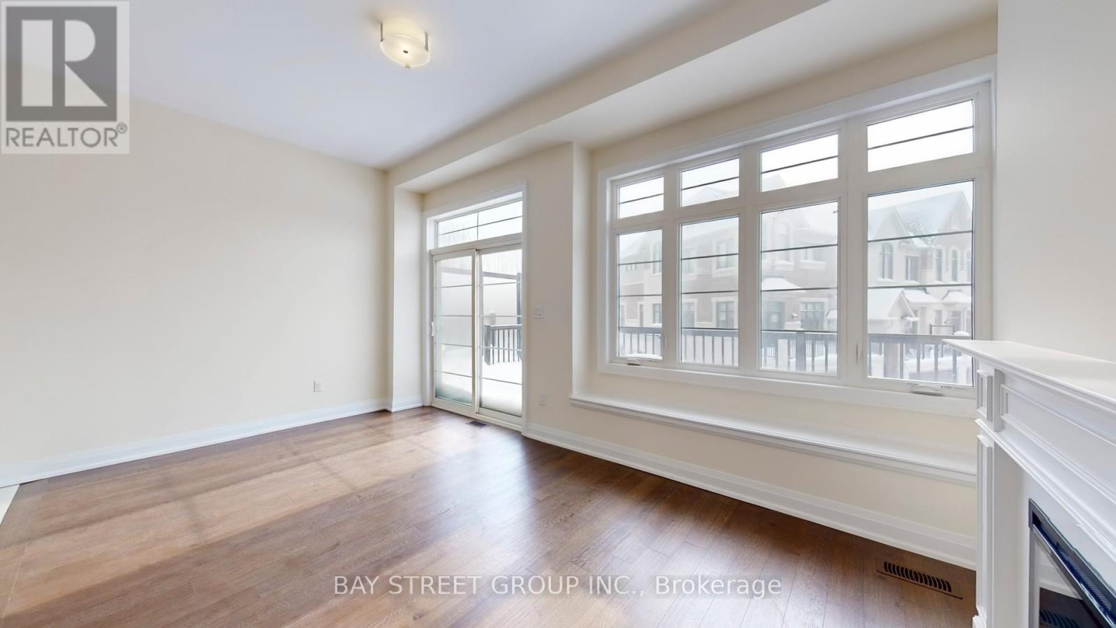 4279 Major Mackenzie Drive E, Markham, Ontario  L6C 3L5 - Photo 2 - N12741056