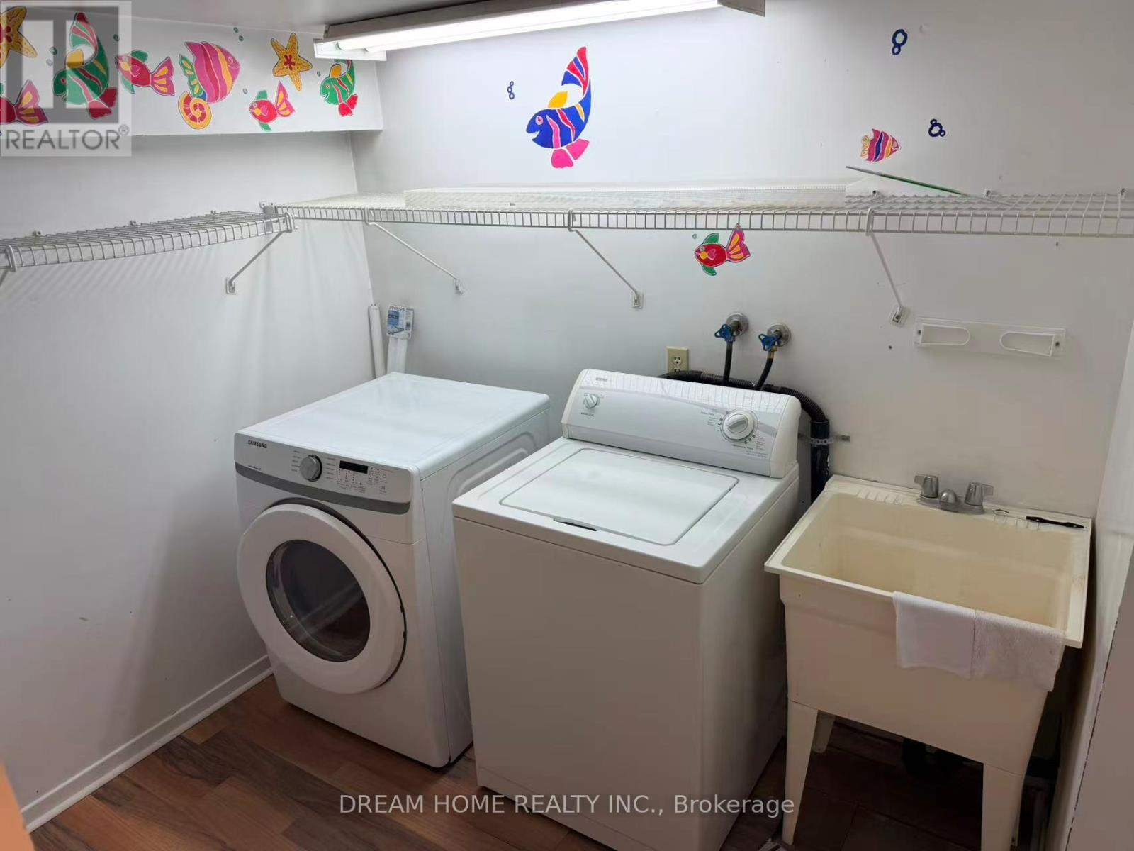 520 Lynett Crescent, Richmond Hill, Ontario  L4C 2V9 - Photo 11 - N12741068