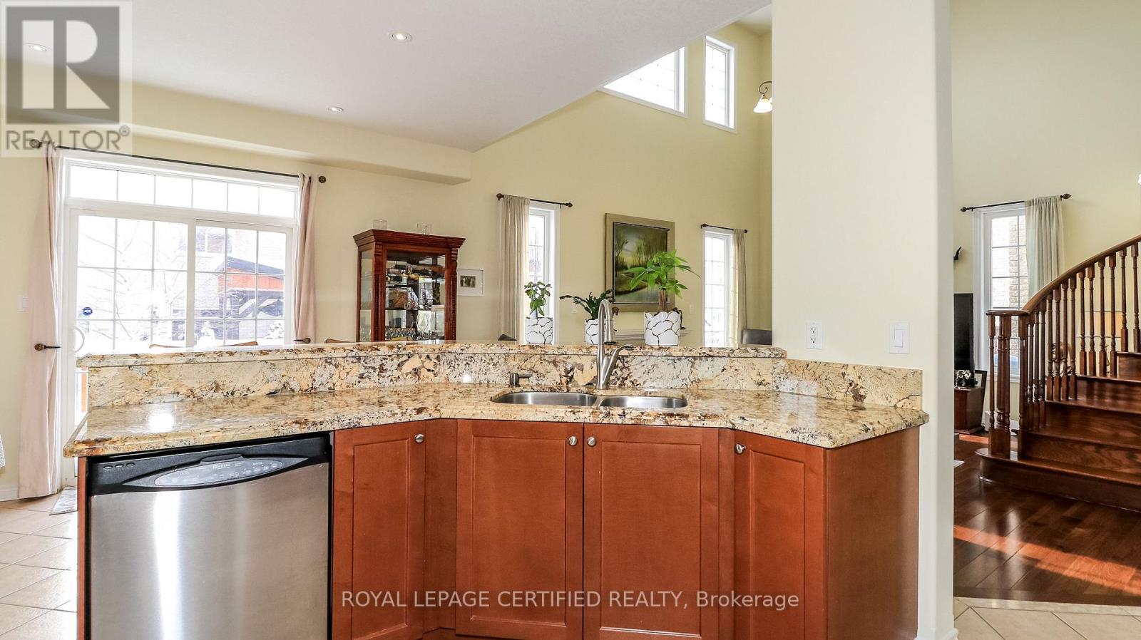 79 Sovereign's Gate, Barrie (Innis-Shore), Ontario  L4N 0Y9 - Photo 25 - S12735608