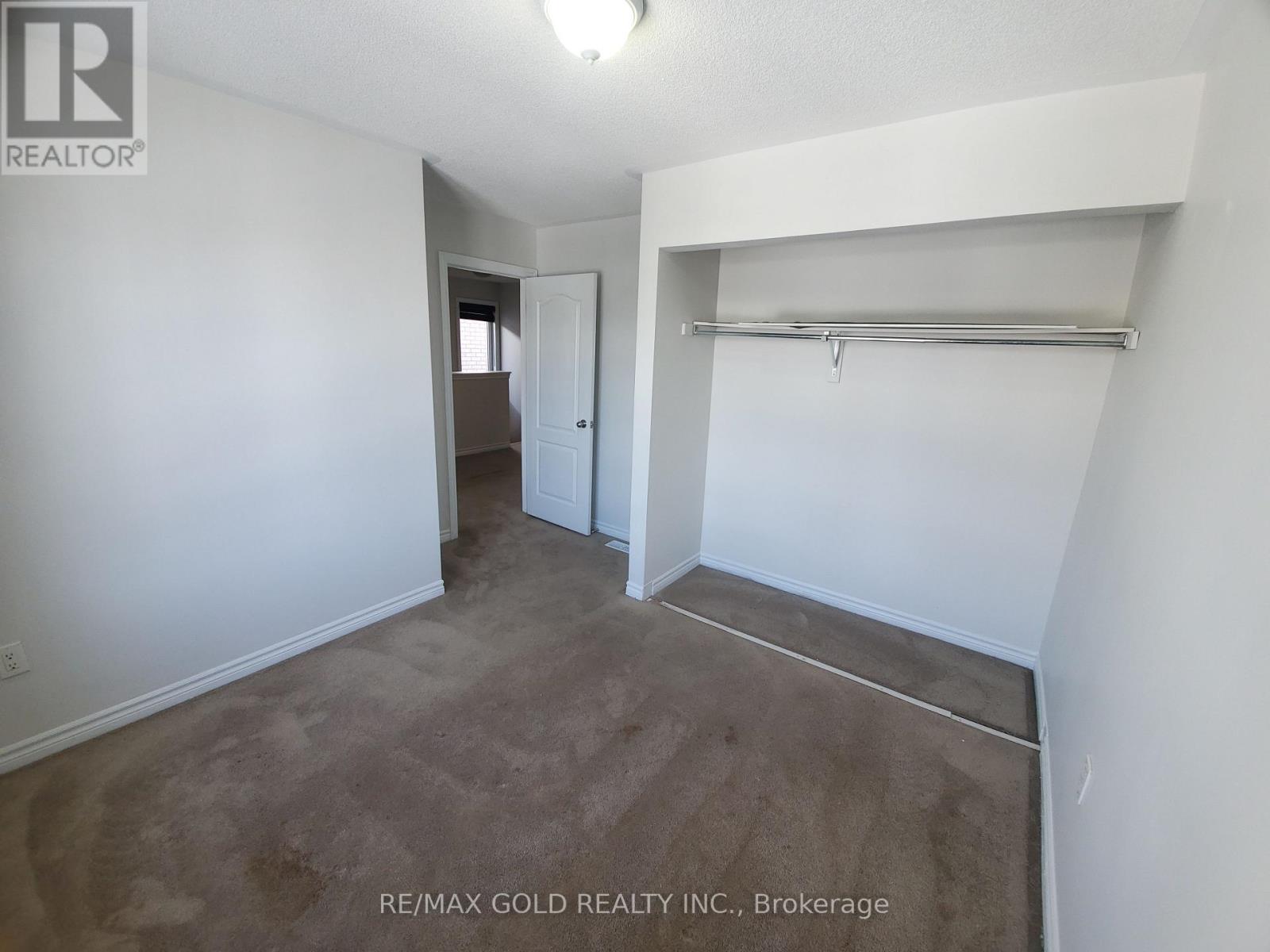 45 Education Road, Brampton, Ontario  L6P 3N4 - Photo 12 - W12714330