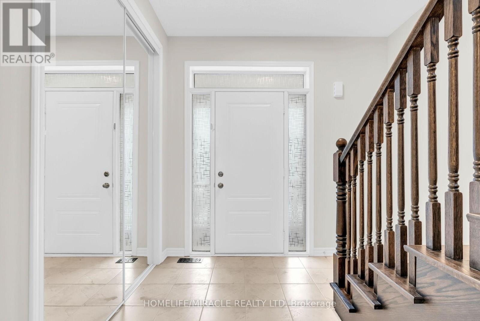 1344 Rose Way, Milton, Ontario  L9E 1M5 - Photo 6 - W12741042