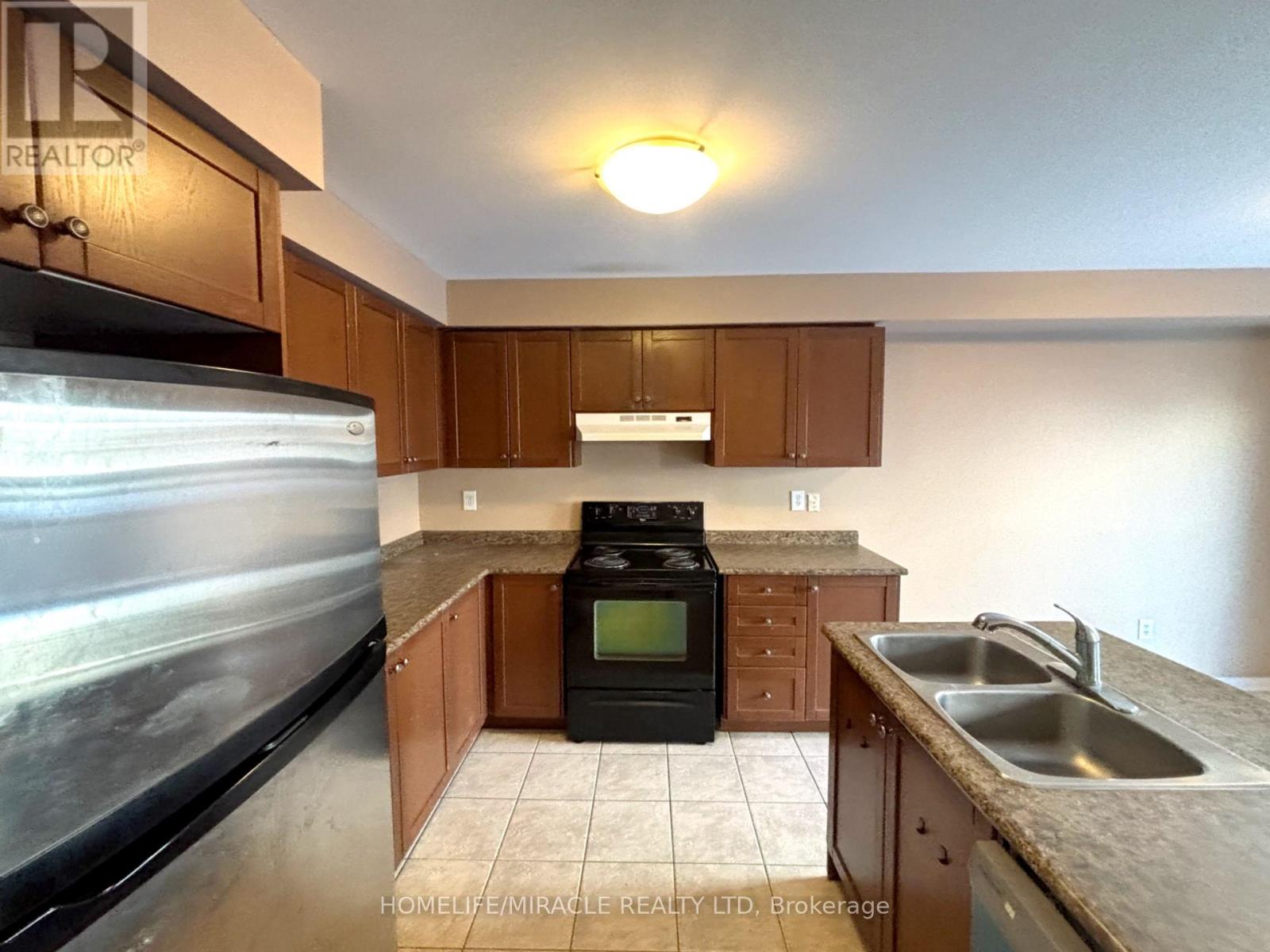 3319 Mikalda Road, Burlington, Ontario  L7M 0K8 - Photo 6 - W12741044