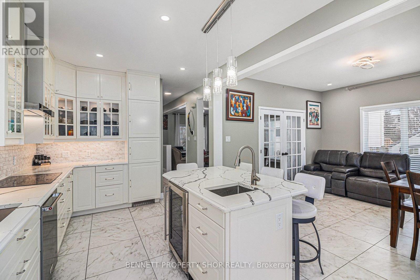 1067 Rocky Harbour Crescent, Ottawa, Ontario  K1V 1V3 - Photo 9 - X12723010