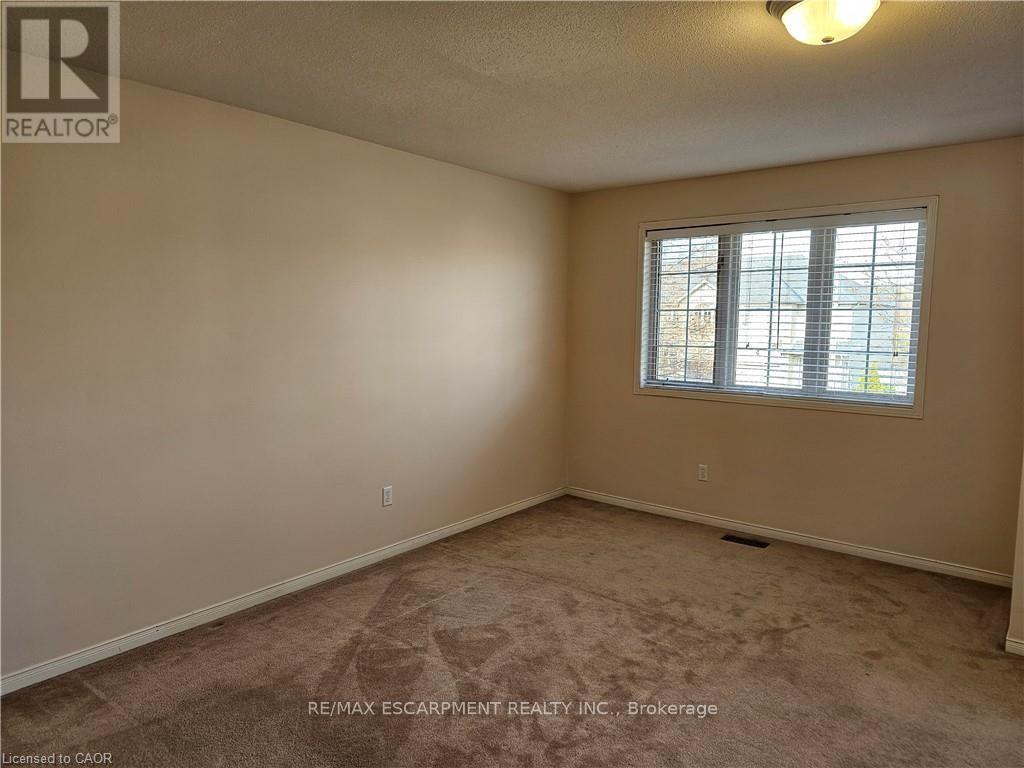 74 Foxborough Drive, Hamilton, Ontario  L9G 4Y8 - Photo 20 - X12741058