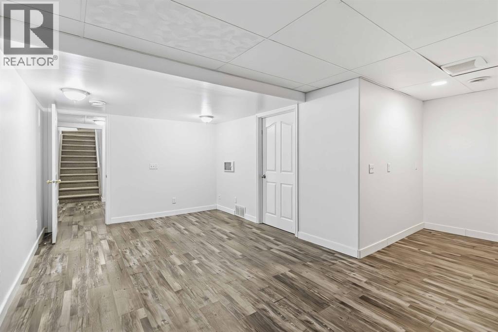 250 Fox Crescent, Fort Mcmurray, Alberta  T9K 0C2 - Photo 33 - A2281093