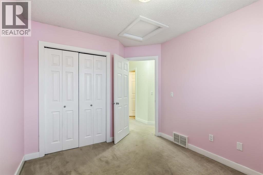 250 Fox Crescent, Fort Mcmurray, Alberta  T9K 0C2 - Photo 30 - A2281093