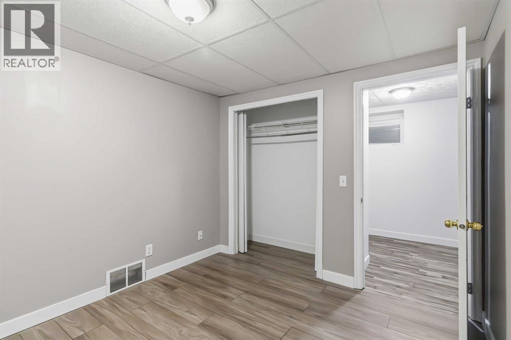 250 Fox Crescent, Fort Mcmurray, Alberta  T9K 0C2 - Photo 37 - A2281093