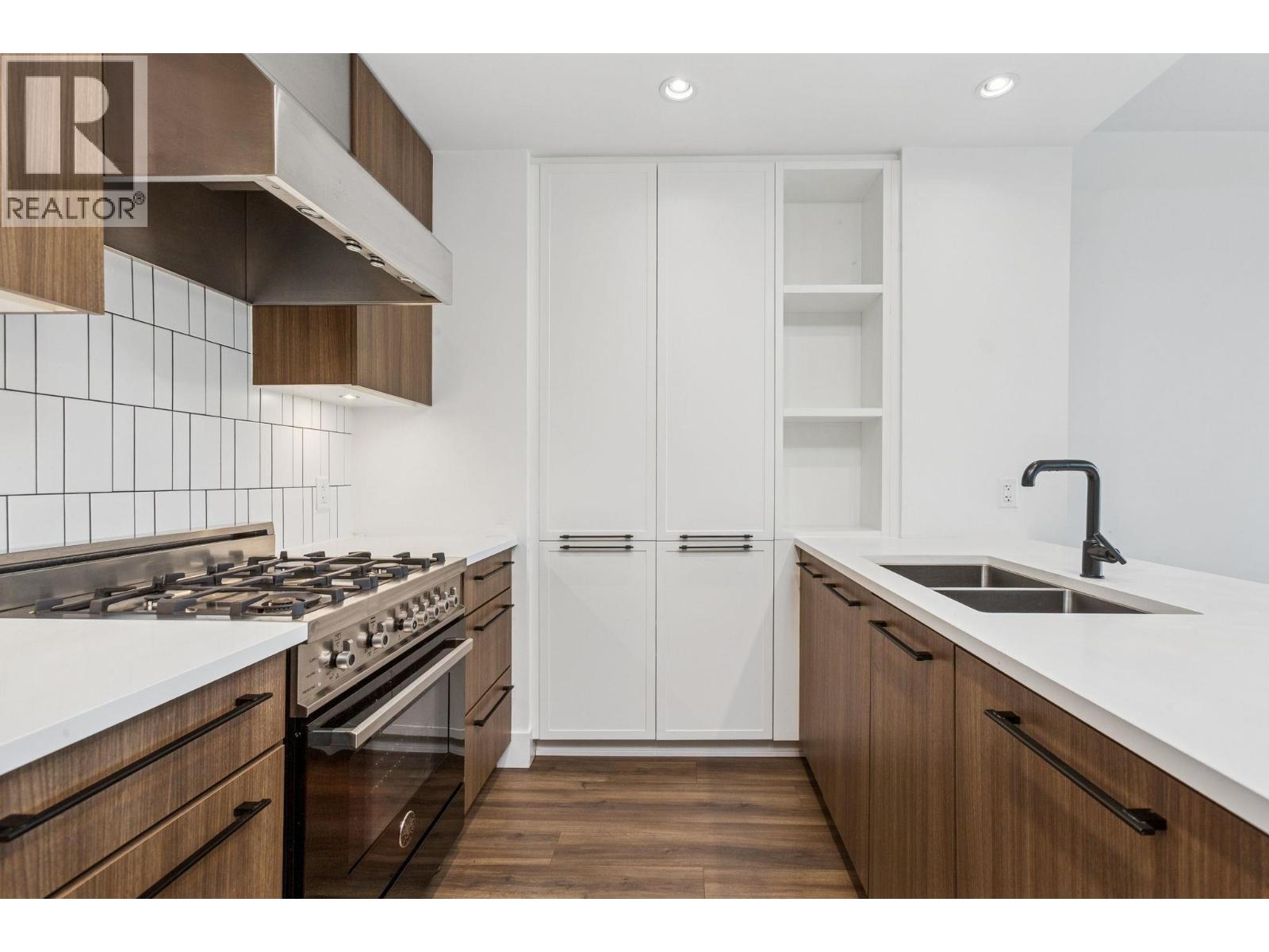 405 6933 Cambie Street, Vancouver, British Columbia  V6P 0J1 - Photo 14 - R3084710