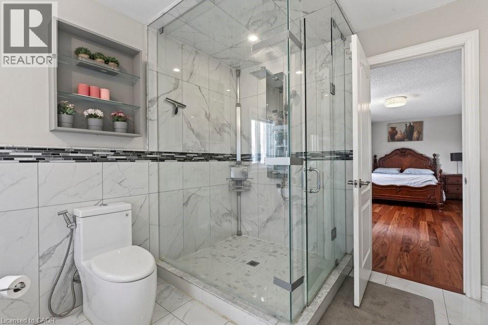 5463 Blue Spruce Avenue, Burlington, Ontario  L7L 7C5 - Photo 25 - 40801786