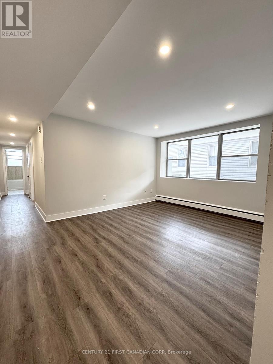 317 - 75 High Street, London South, Ontario  N6C 4J8 - Photo 3 - X12741076