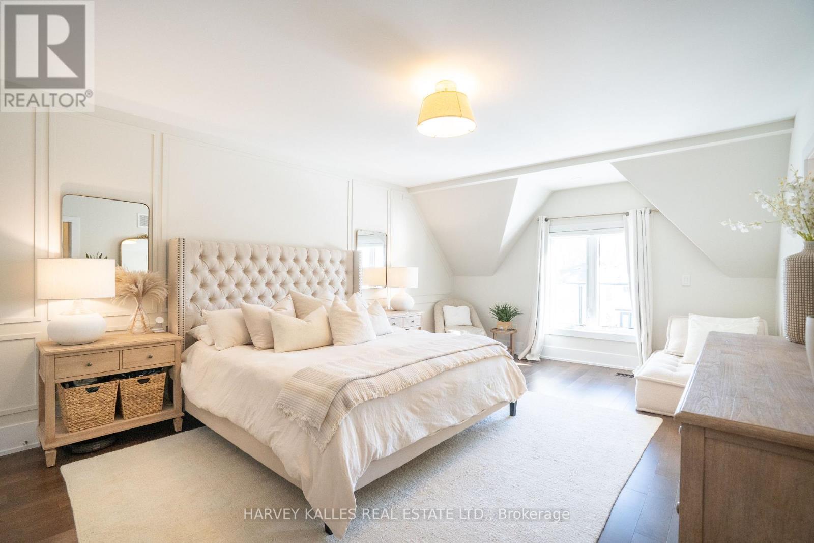 957 Eighth Street, Mississauga, Ontario  L5E 1R6 - Photo 26 - W12736306