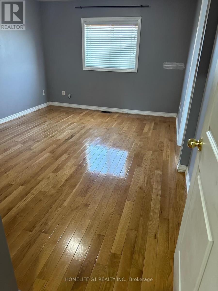 120 Rocky Point Crescent, Brampton, Ontario  L6V 4S6 - Photo 8 - W12740842